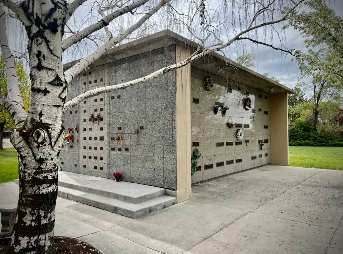 Cremation Niche Wall at Timpanogos Memorial Gardens Cemetery, Orem, Utah