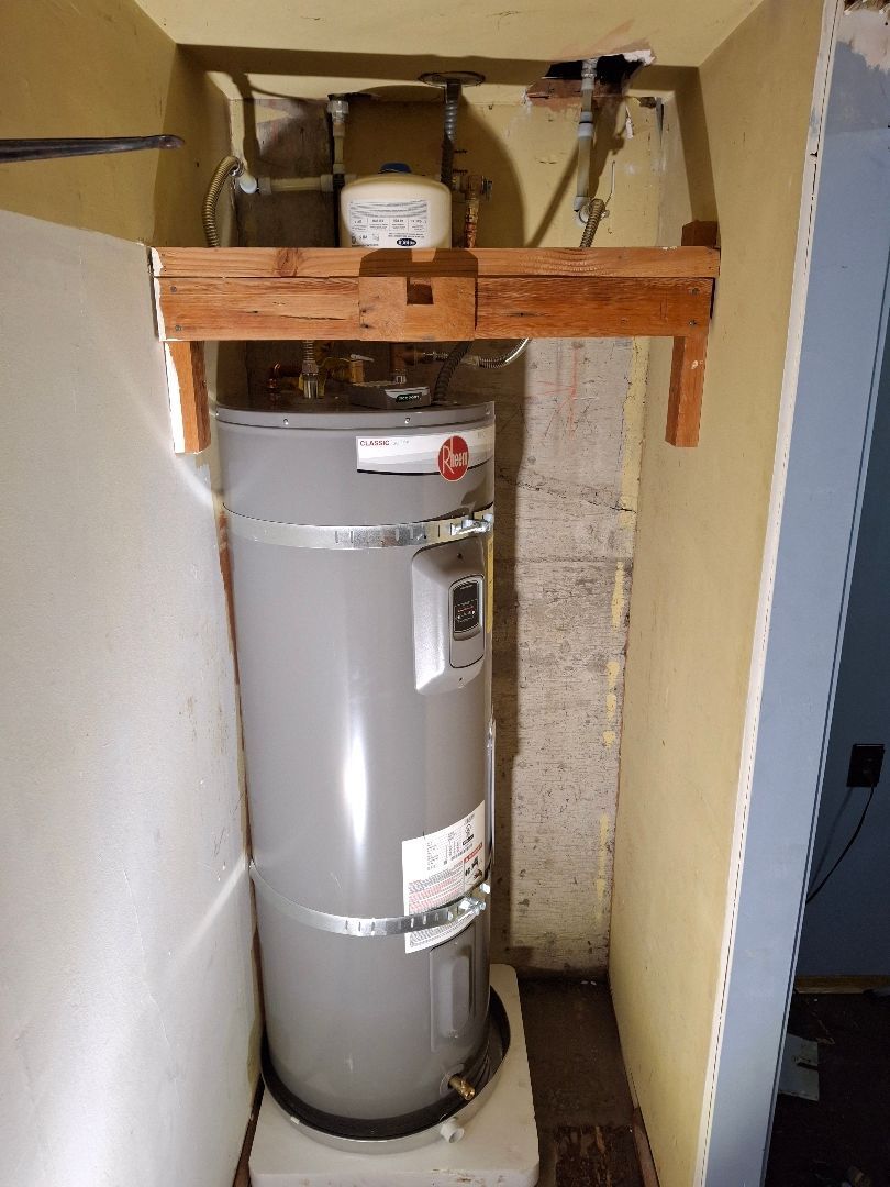 Water Heater Installed by Royal Flush Plumbing in Tacoma