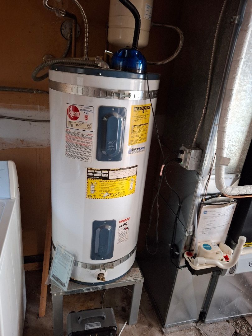 Water Heater Installed by Royal Flush Plumbing in Tacoma