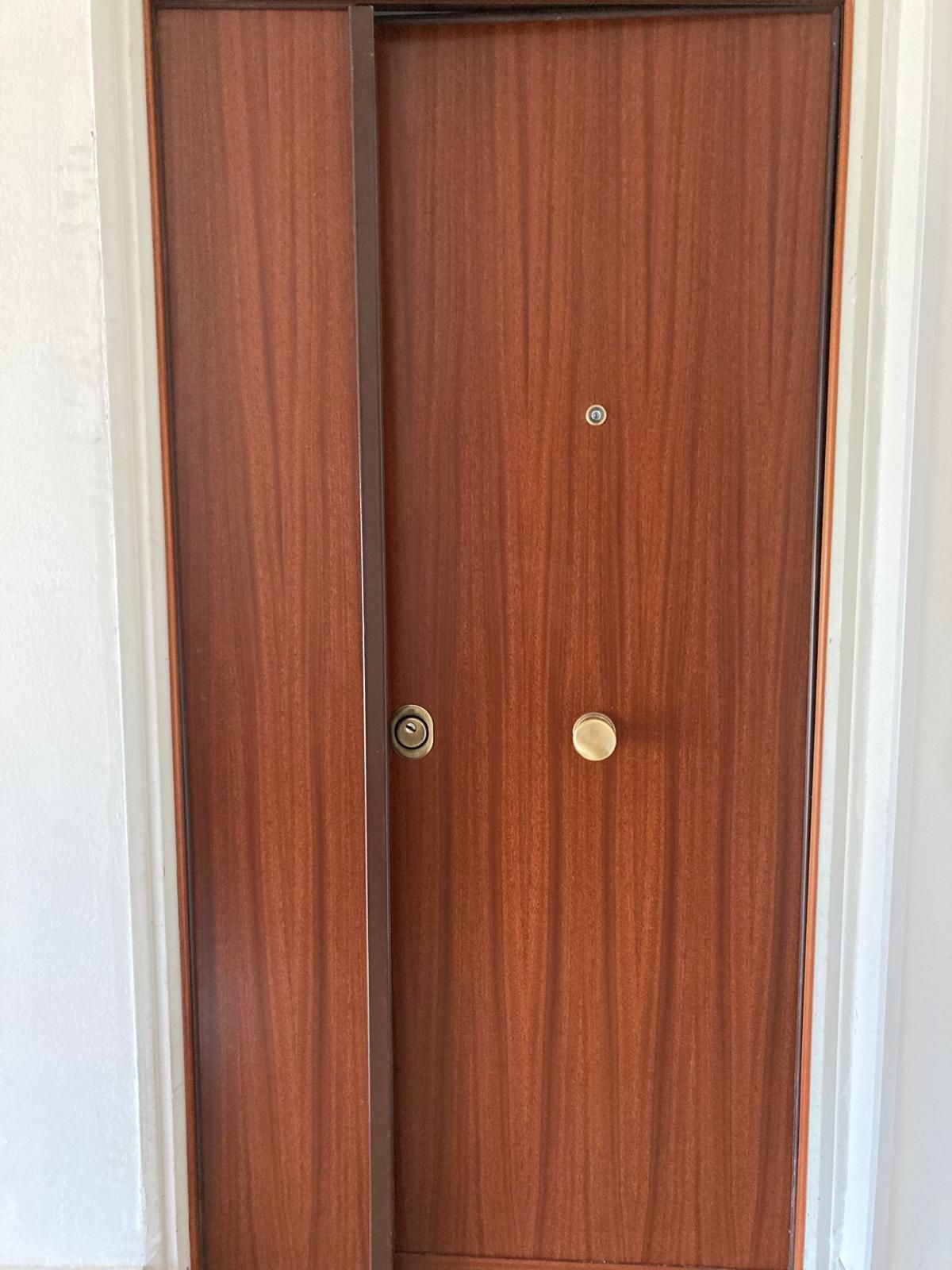 Portoncino effetto legno