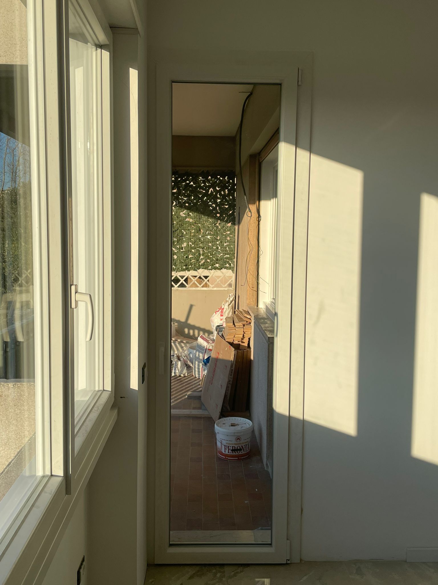 Corridoio con finestre