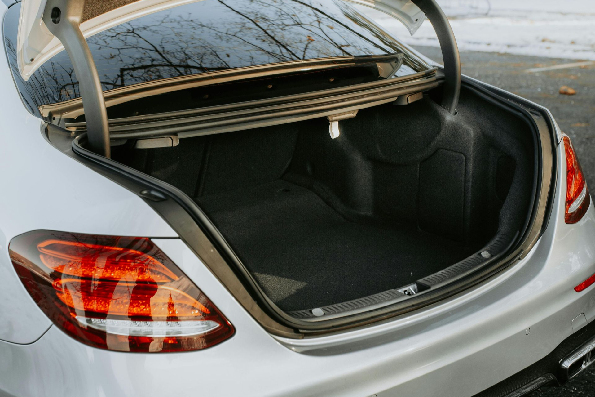 Why Does My Car's Trunk Keep Falling?