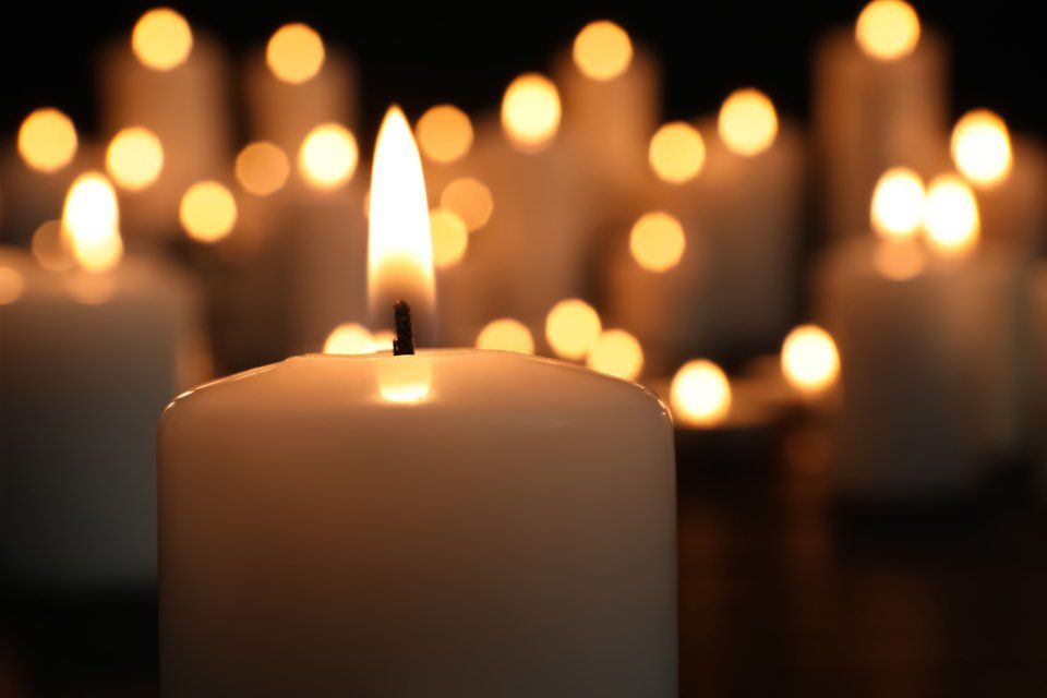 candele per rito funebre