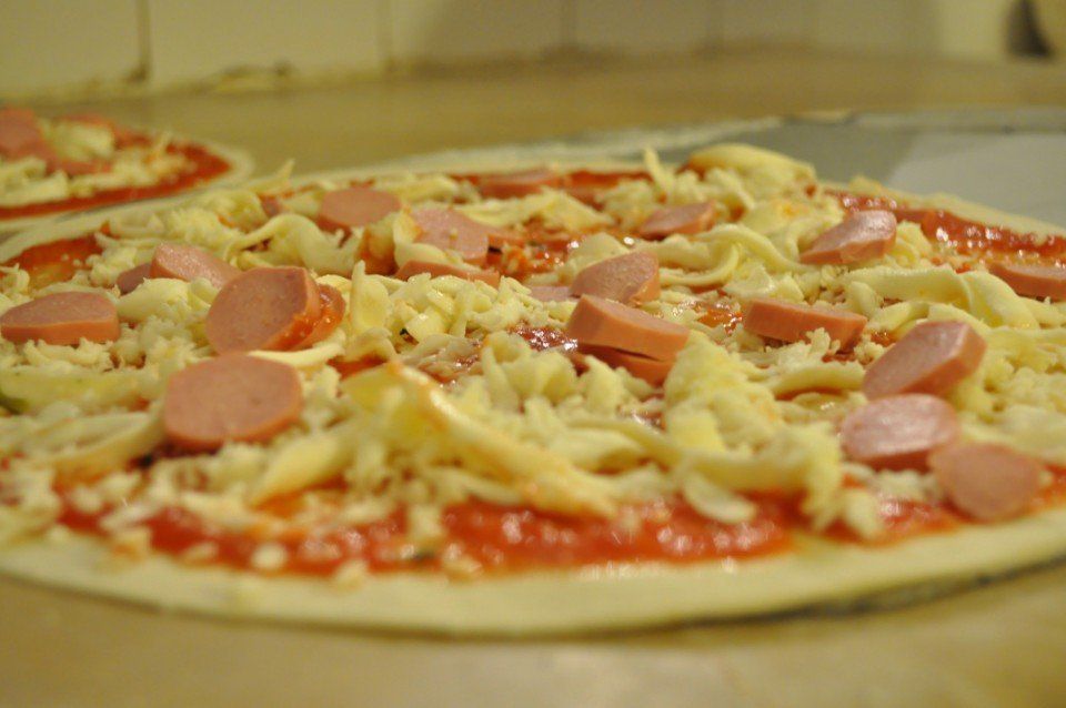 pizza con wurstel