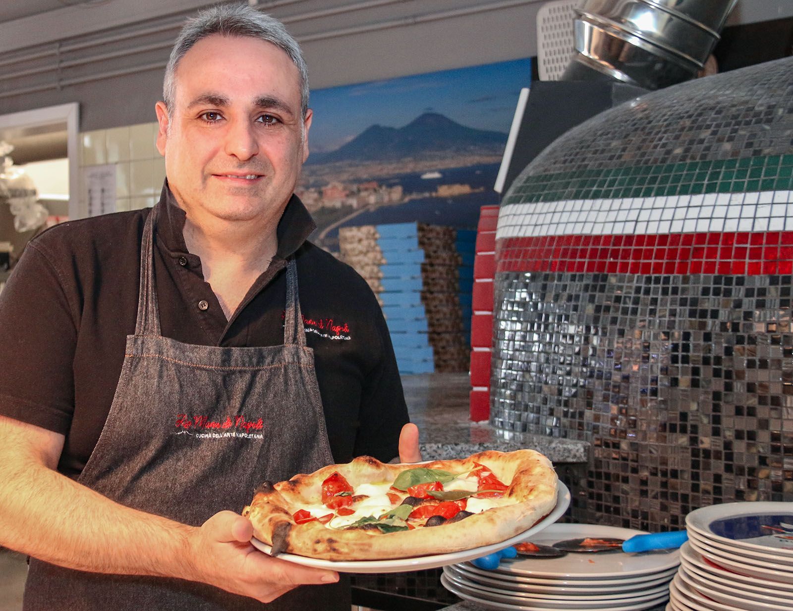 Emanuel Piacevole, Zio Manu di Napoli