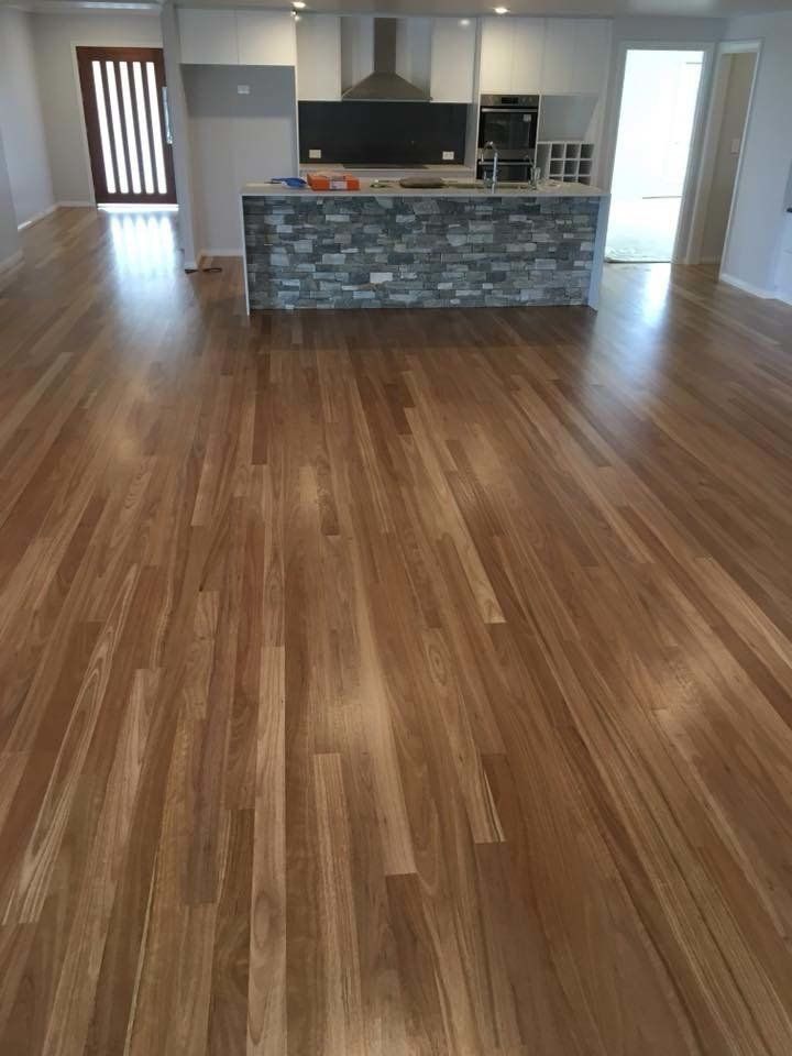 dining room with dark wood floors