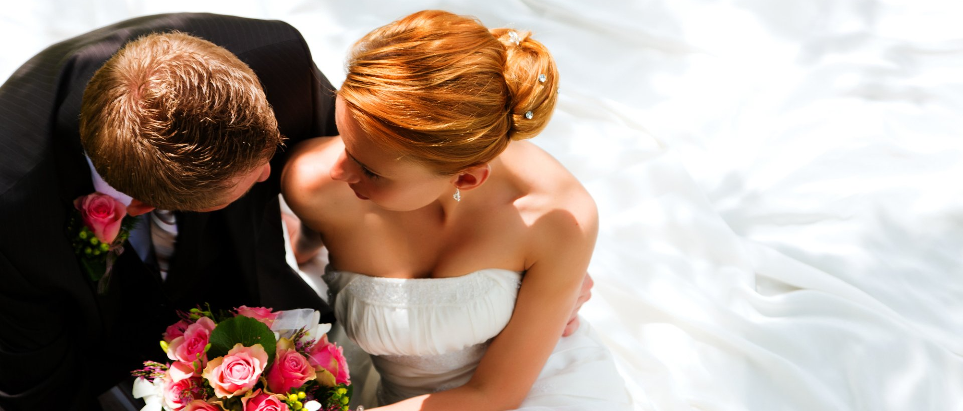 beautiful couple on their wedding day