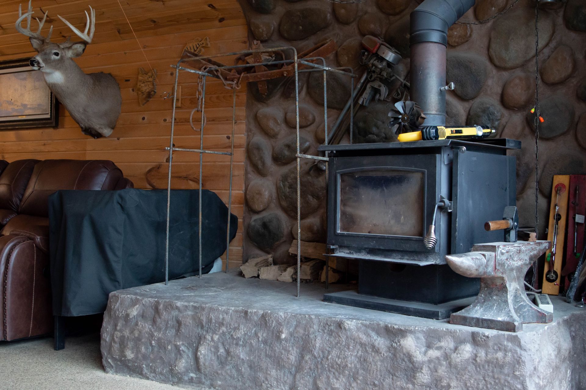 airbnb wood stove