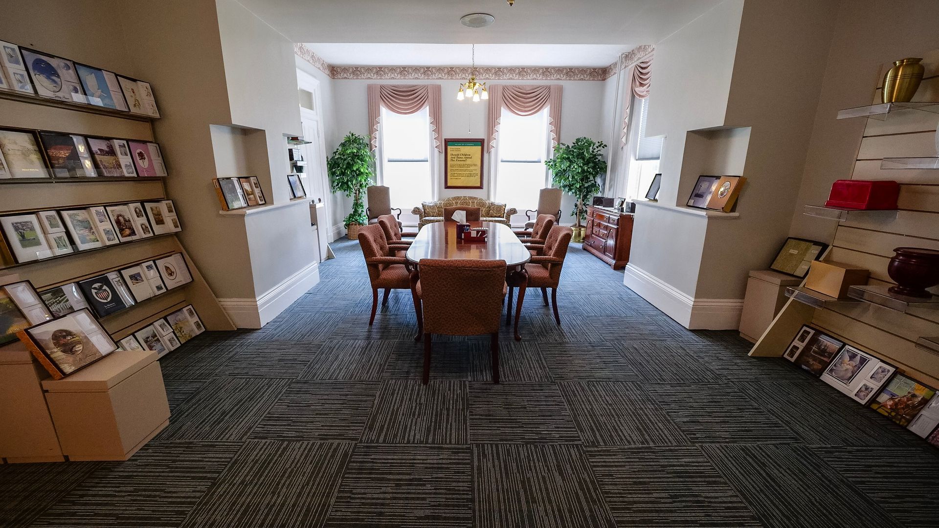 Interior and exterior photos ofMegie Funeral Home & Crematory - Craver Chapel