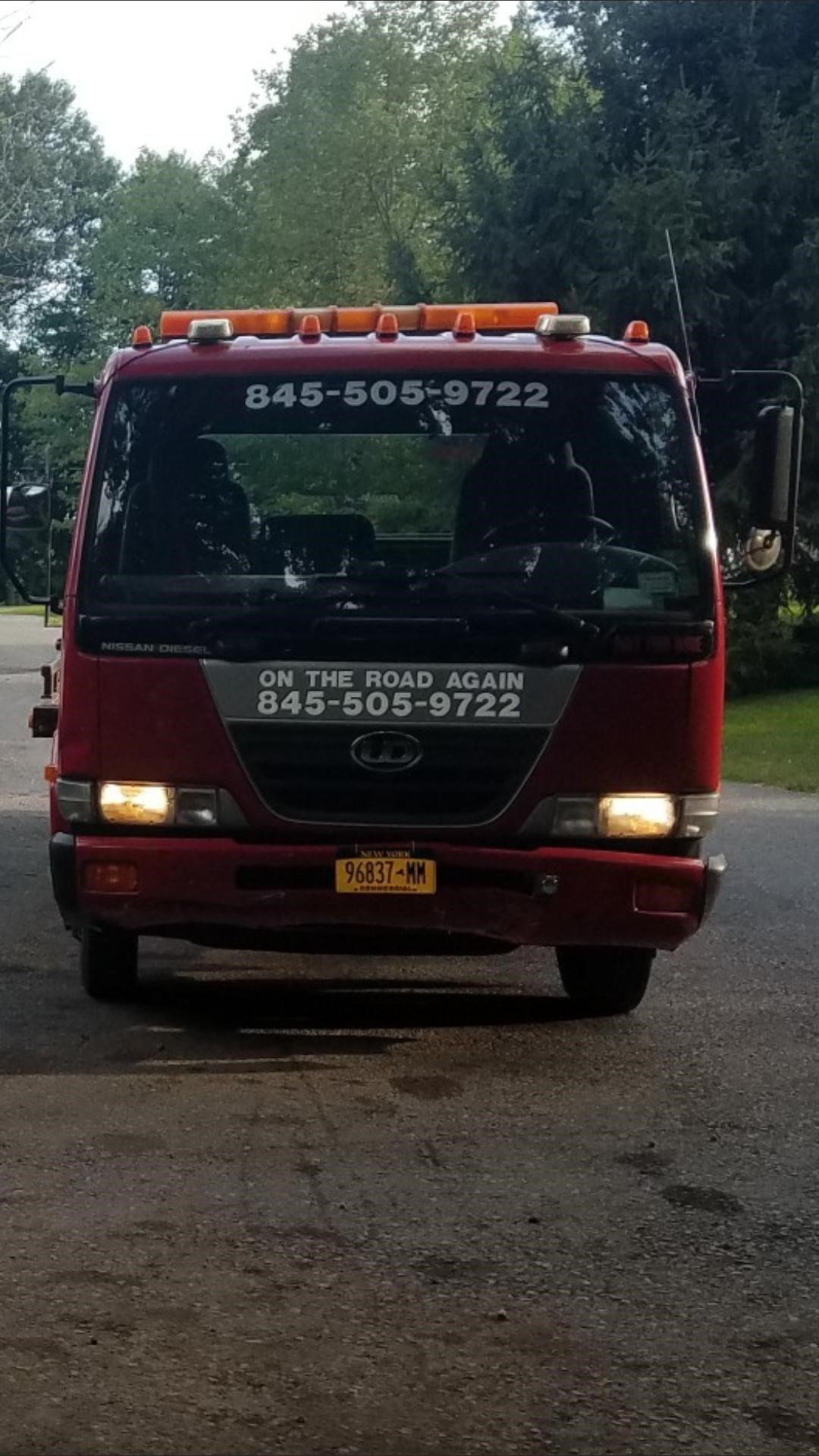 Front View of Tow Truck — Wallkill, NY — On the Road Again Towing