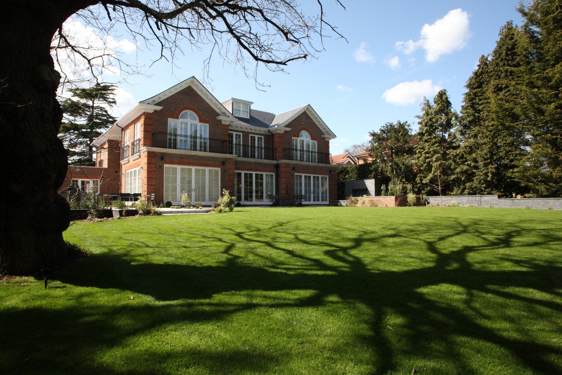 HIGHVIEW HOUSE