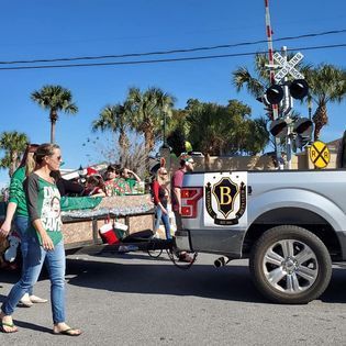A truck with the letter b on the back of it