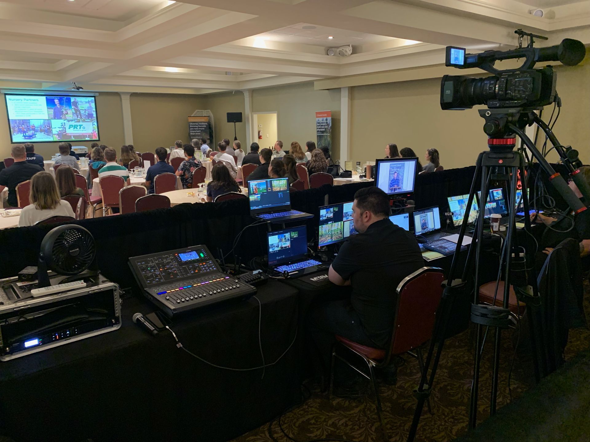 hybrid AV, corporate event, Toronto, ON