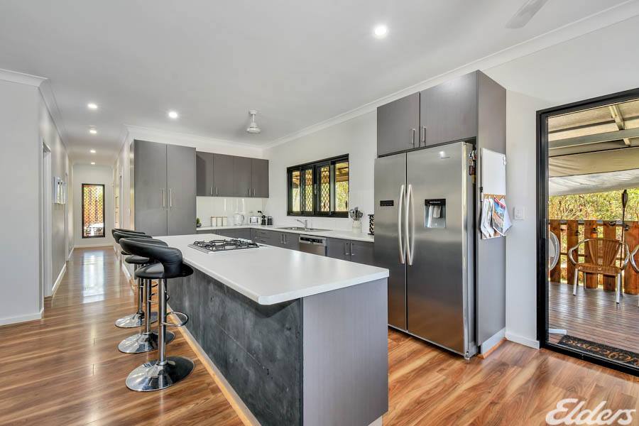 Grey, White And Wooden kitchen - Builders In Coolalinga, NT