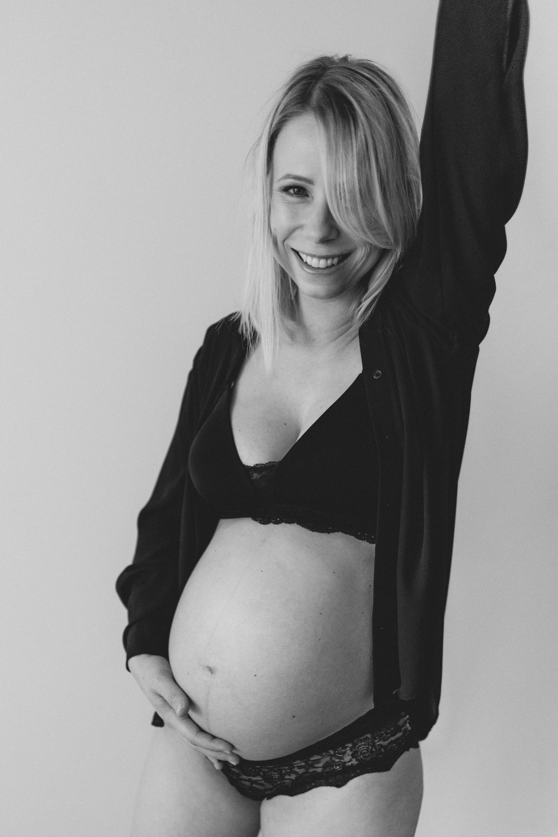 Babybauchshooting Kärnten
Klagenfurt, Villach, Völkermarkt
Babybauchfotos
Fotograf Kärnten
Fotograf Klagenfurt
Babybauchfotograf
Schwangerschaftsfotos