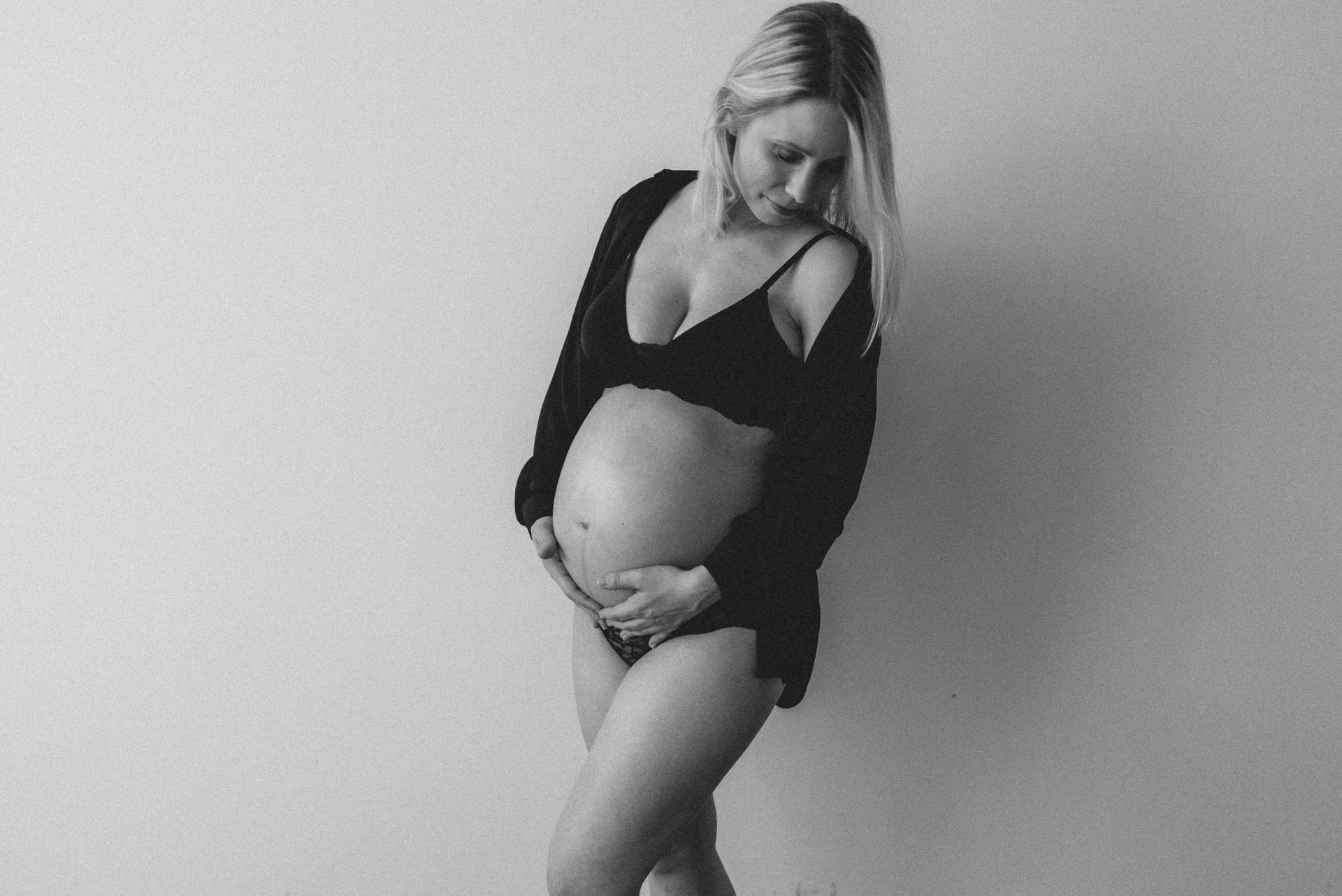 Babybauchshooting Kärnten
Klagenfurt, Villach, Völkermarkt
Babybauchfotos
Fotograf Kärnten
Fotograf Klagenfurt
Babybauchfotograf
Schwangerschaftsfotos