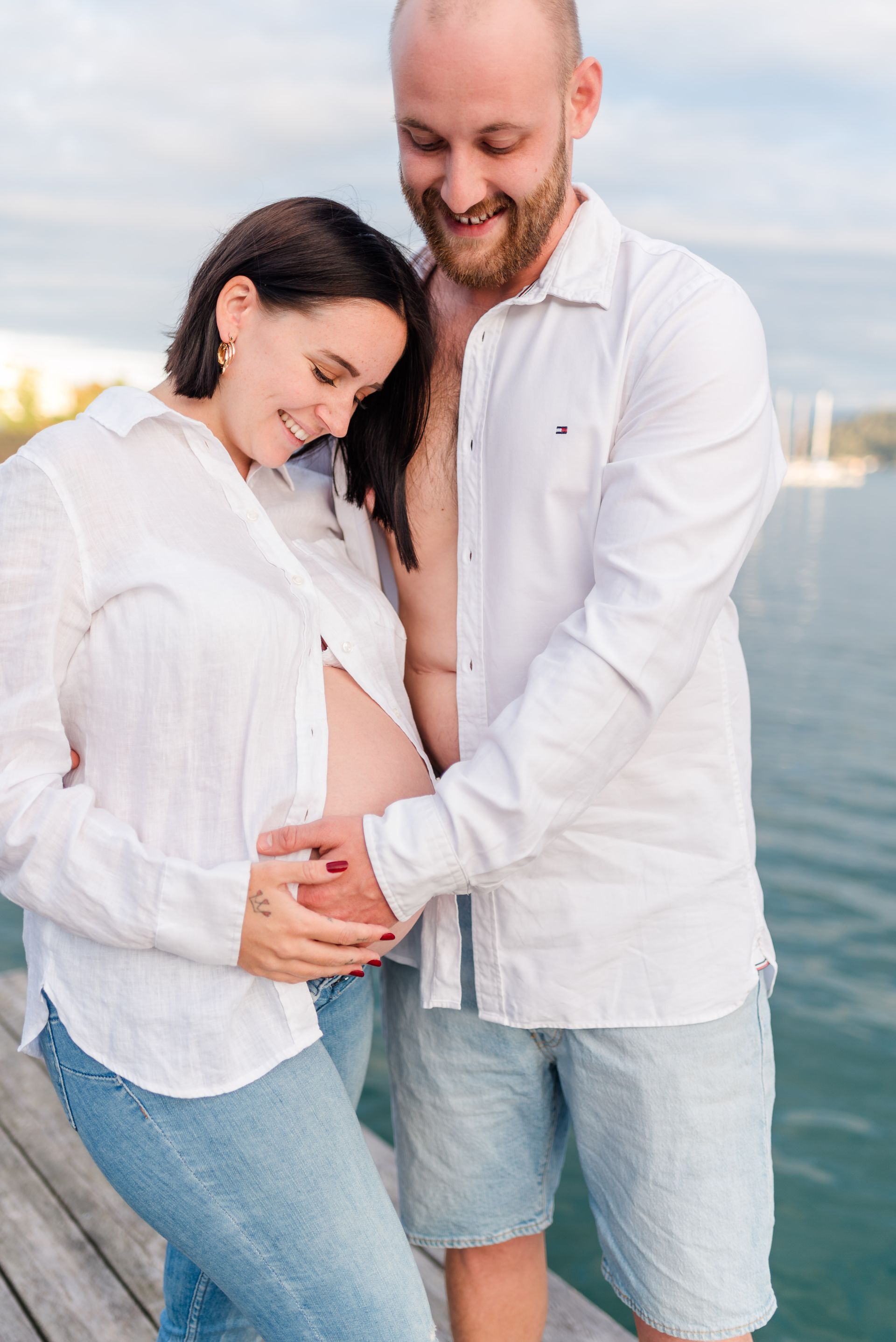 Babybauchshooting Kärnten
Klagenfurt, Villach, Völkermarkt
Babybauchfotos
Fotograf Kärnten
Fotograf Klagenfurt
Babybauchfotograf
Schwangerschaftsfotos