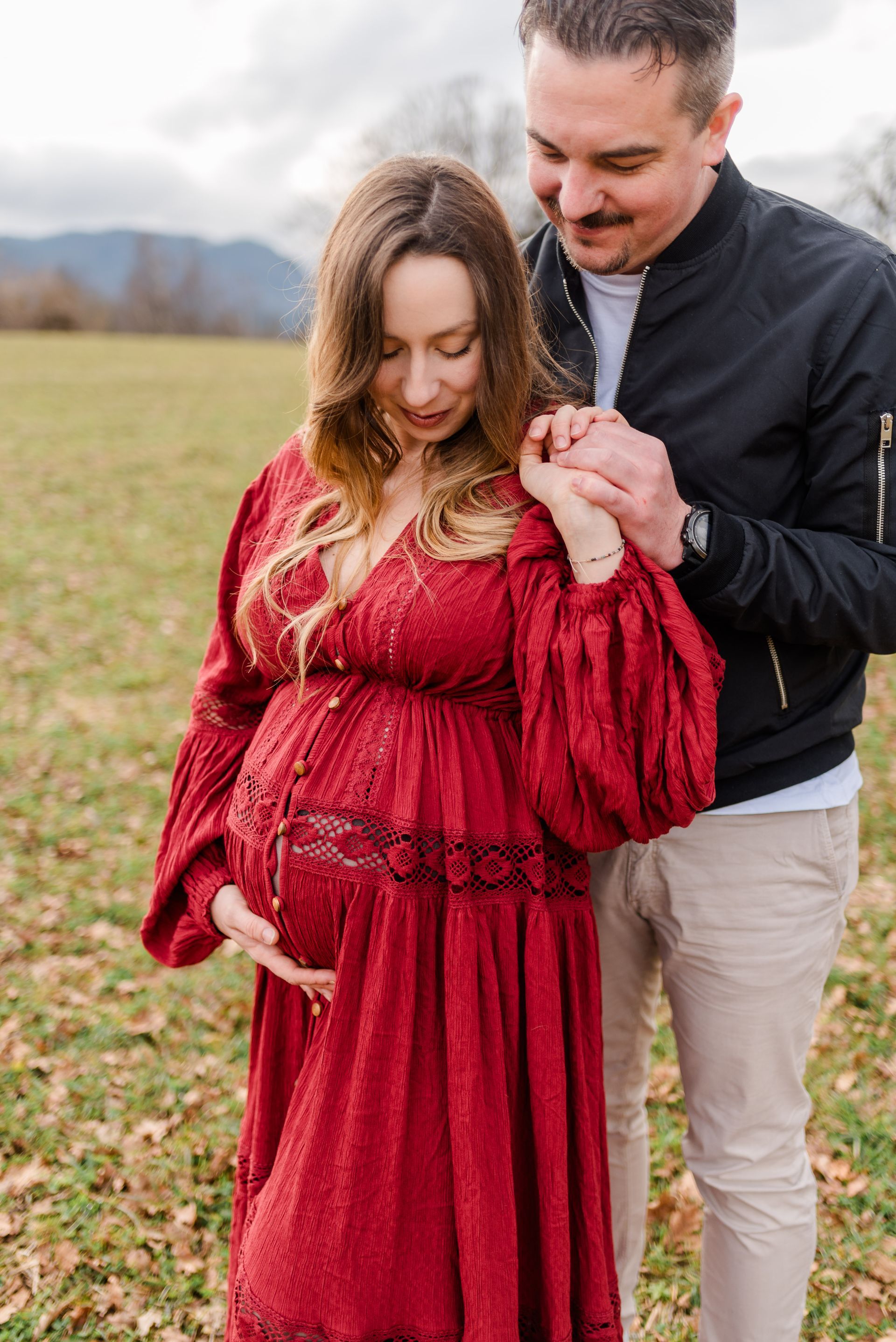 Babybauchshooting Kärnten
Klagenfurt, Villach, Völkermarkt
Babybauchfotos
Fotograf Kärnten
Fotograf Klagenfurt
Babybauchfotograf
Schwangerschaftsfotos