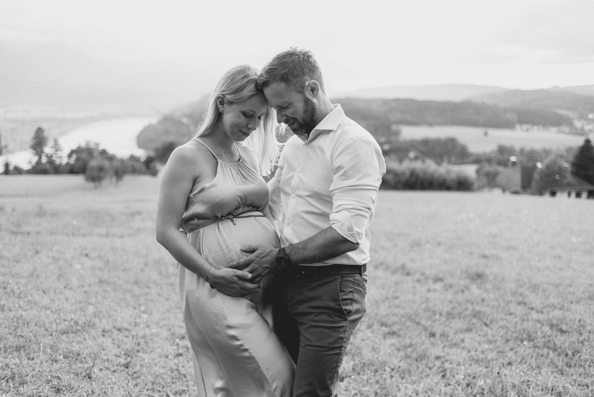 Babybauchshooting Kärnten
Klagenfurt, Villach, Völkermarkt
Babybauchfotos
Fotograf Kärnten
Fotograf Klagenfurt
Babybauchfotograf
Schwangerschaftsfotos