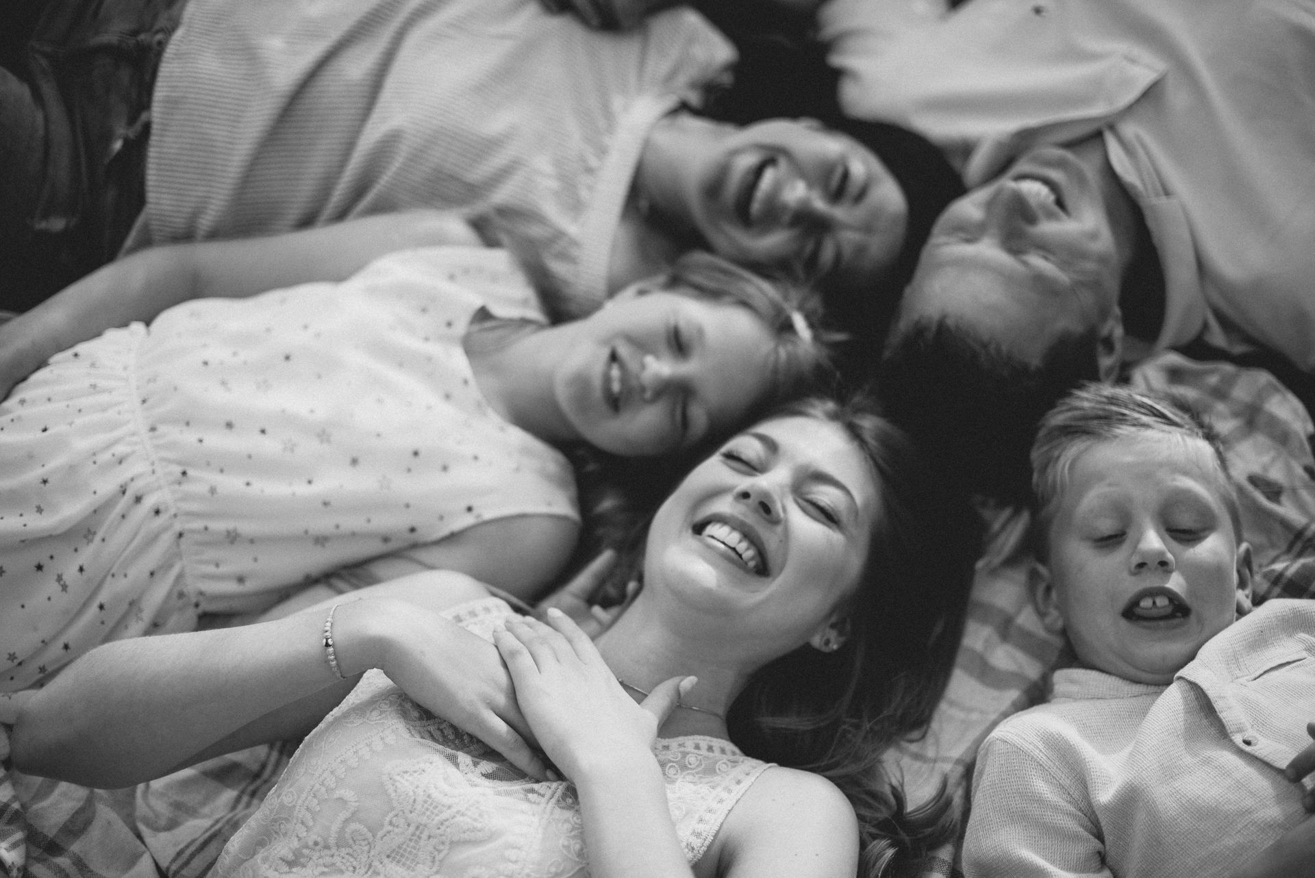 Familienfotograf Kärnten
Klagenfurt, Villach, Völkermarkt, St. Veit
Familienshooting
Fotograf
Familienfotos
Fotos mit Familie