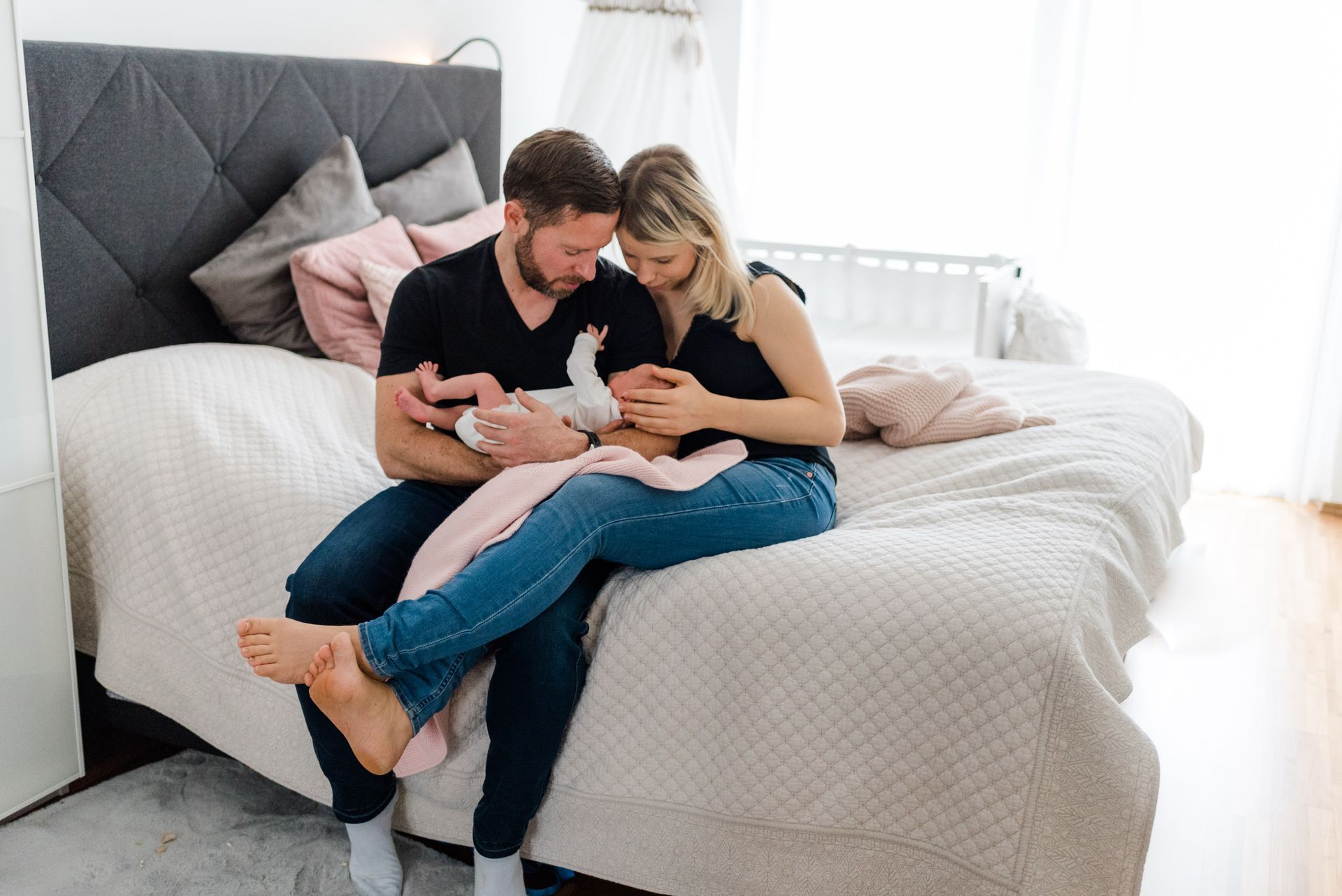 Neugeborenenshooting Kärnten
Klagenfurt, Villach, Völkermarkt
Neugeborenenfotos
Fotograf Kärnten
Fotograf Klagenfurt
Babyfotograf
Babyfotos
Babyshooting
Fotos nach Geburt