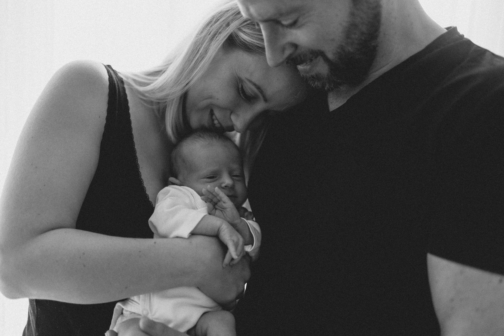 Neugeborenenshooting Kärnten
Klagenfurt, Villach, Völkermarkt
Neugeborenenfotos
Fotograf Kärnten
Fotograf Klagenfurt
Babyfotograf
Babyfotos
Babyshooting
Fotos nach Geburt