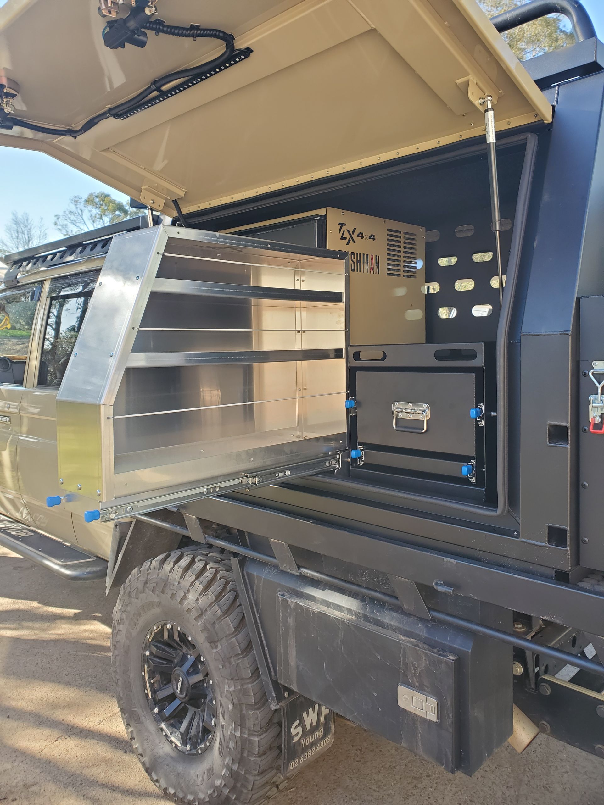 Canopy Tray Drawer — Wilberforce, NSW — Rolloc Industries