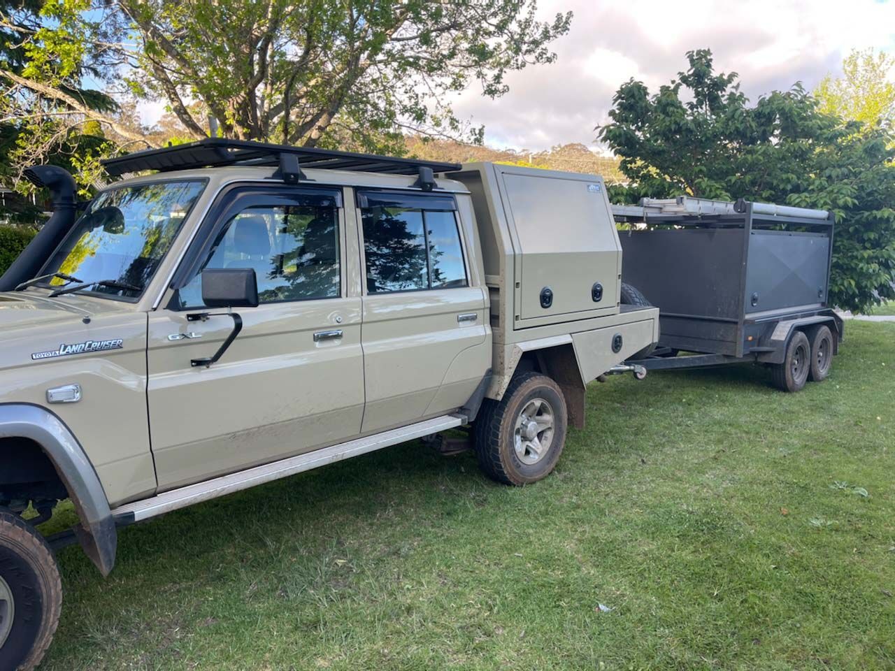 Beige Landcruiser with Canopy and Cart — Wilberforce, NSW — Rolloc Industries