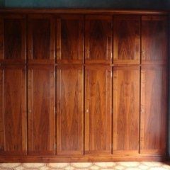 Armadio 6 ante in legno