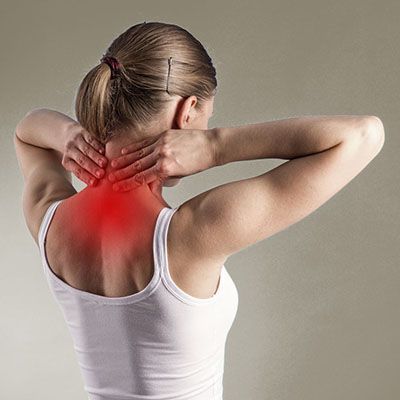A dor no pescoço, ou cervicalgia, é uma das queixas mais comuns nos consultórios de saúde musculoesq