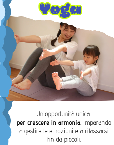 Donna e bambino che fanno yoga, testo sopra e sotto. Sono su un tappetino, tesi. Il testo dice che la lezione aiuta a gestire le emozioni.