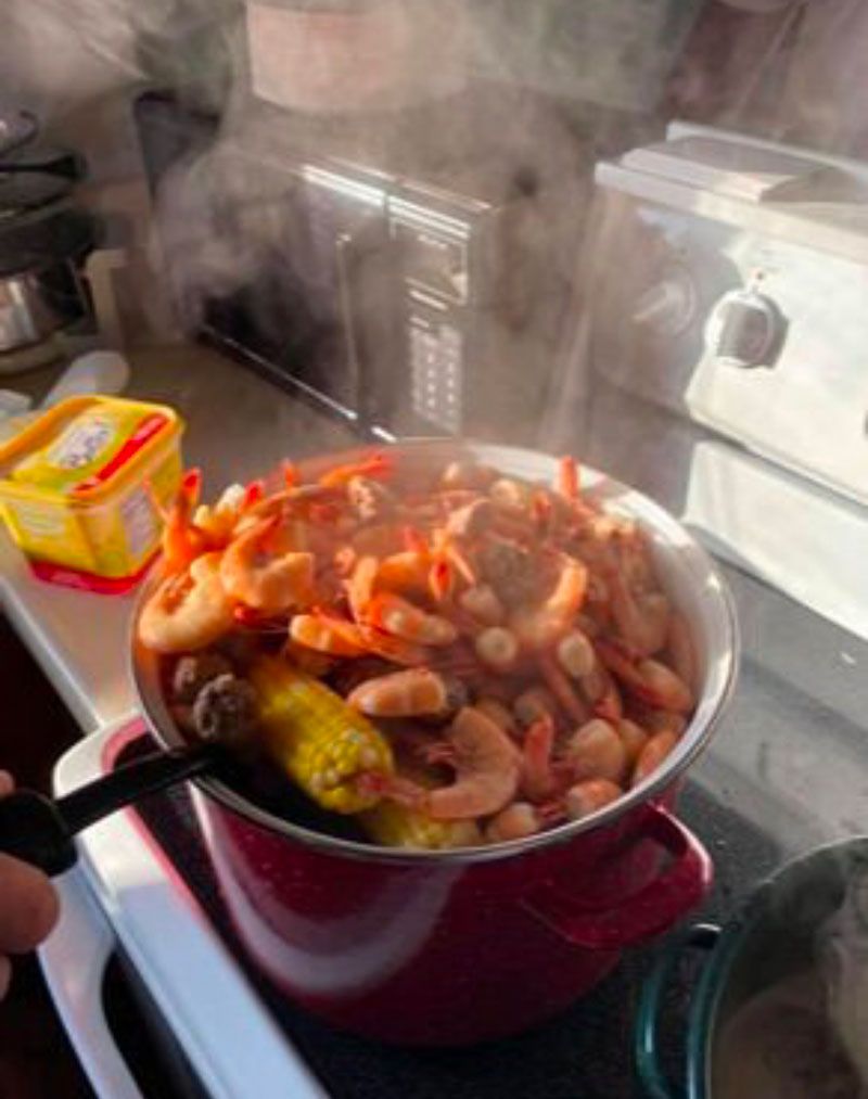 mobile seafood boil service