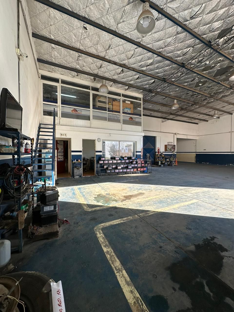 Baterias Leonart, nuestro local