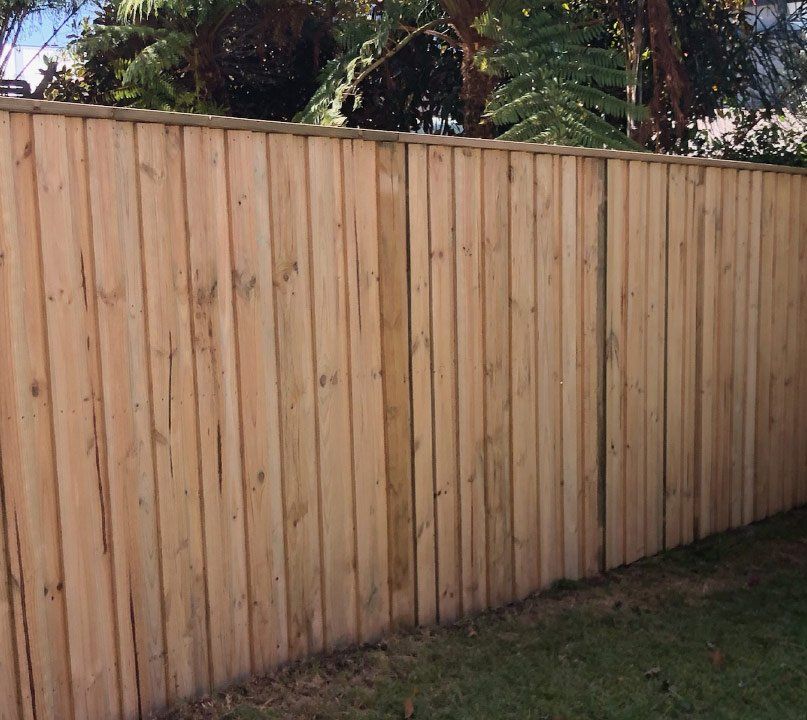 With its timeless quality the timber fence has had a resurgence in modern home design and once again has become the top fencing choice in Australia. 