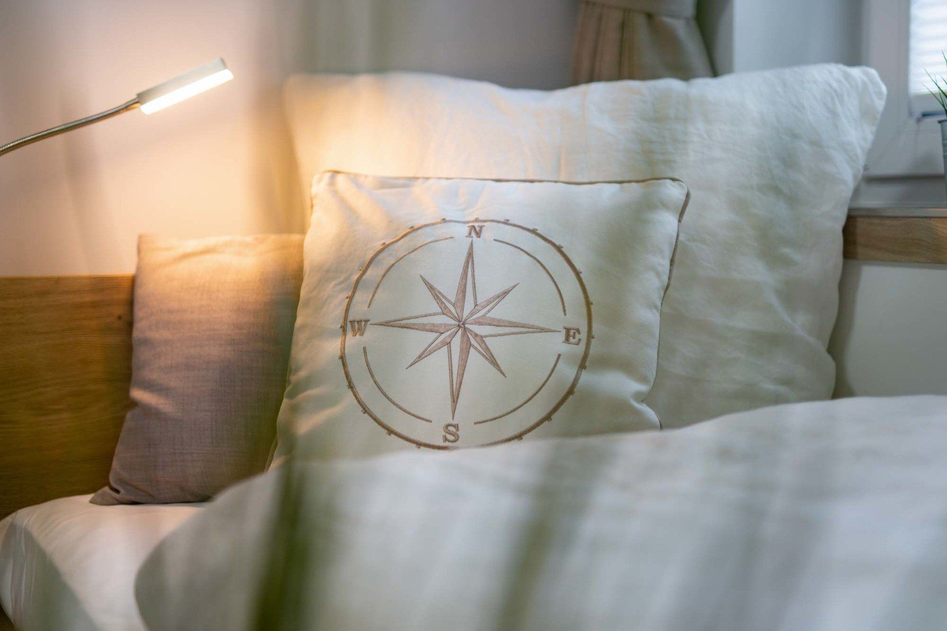 Maritimer Flair im Schlafzimmer - Ferienhaus Seeperle Harlesiel