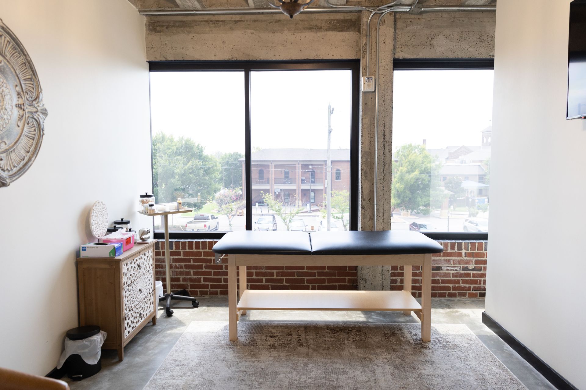 medical examination room inside Hawkins Medical & Wellness