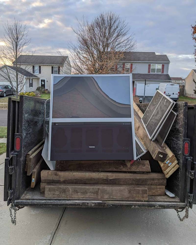 Stache Junk Removal in Lancaster, OH