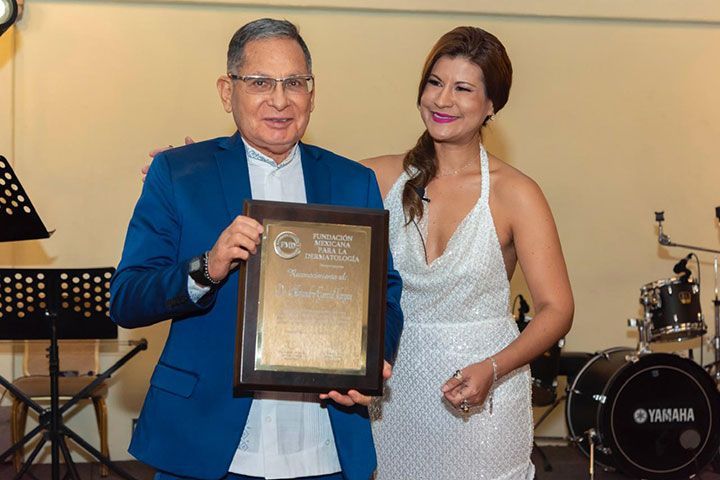 DR. ALEJANDRO GARCIA VARGAS