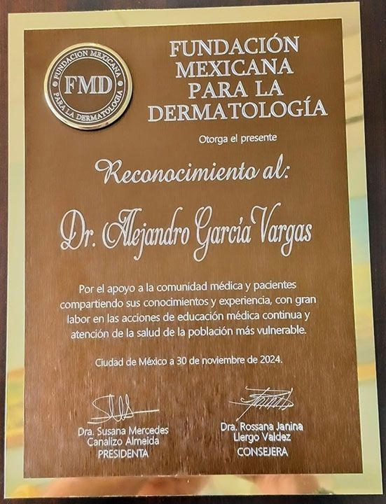 DR. ALEJANDRO GARCIA VARGAS