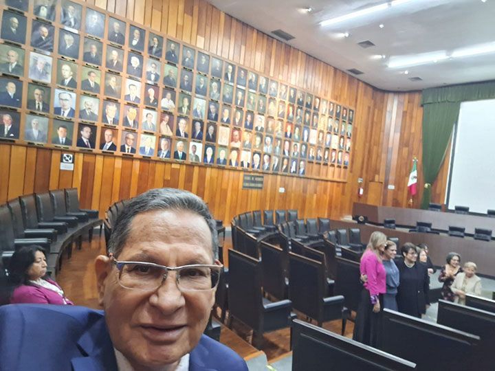 DR. ALEJANDRO GARCIA VARGAS