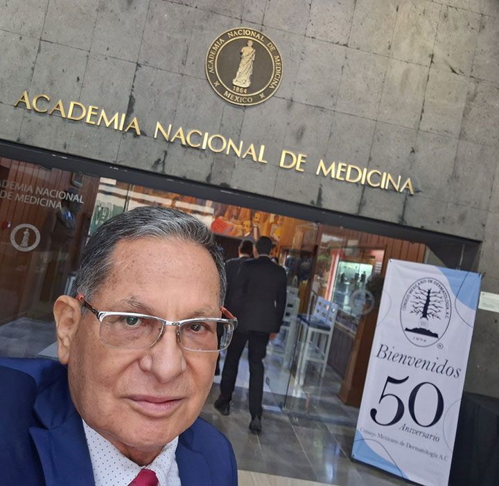 DR. ALEJANDRO GARCIA VARGAS