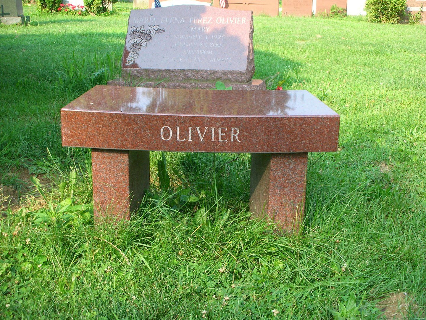 Olivier Gravestone — Hopewell, NJ — Sutphen Memorials Inc.