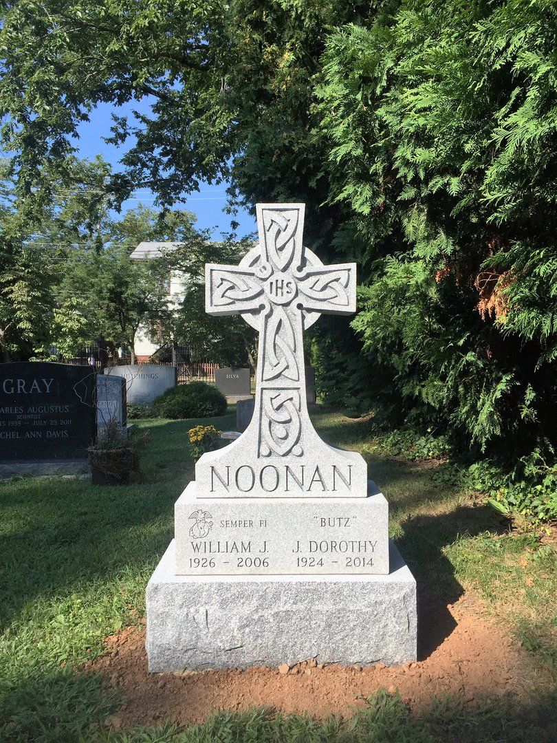 Noonan Gravestone — Hopewell, NJ — Sutphen Memorials Inc.