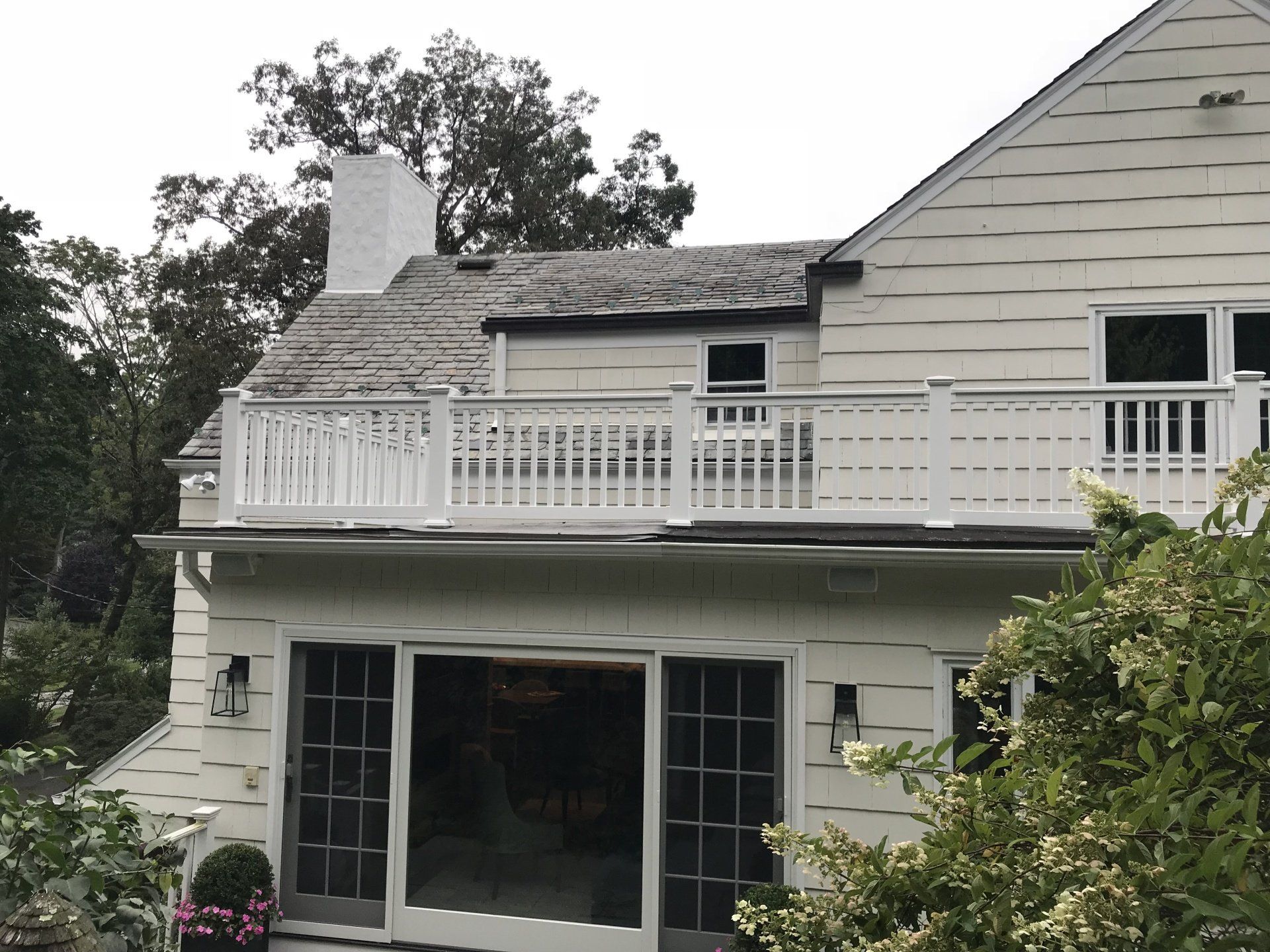 balcony railing installation