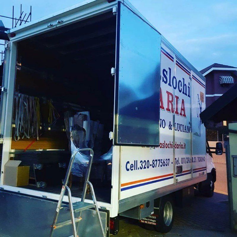 Parco mezzi Daria Traslochi Torino