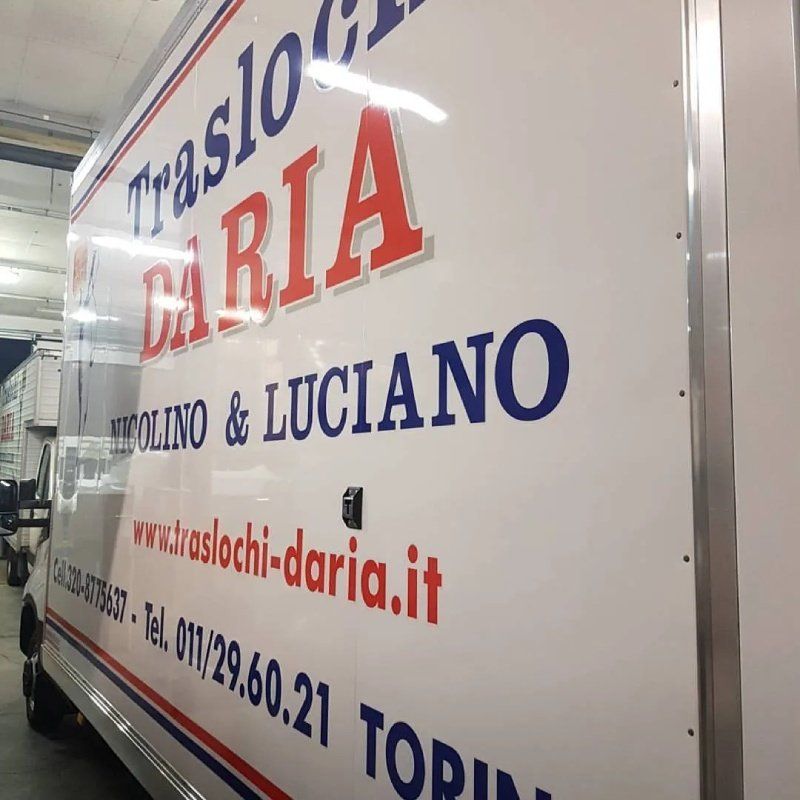 Parco mezzi Daria Traslochi Torino