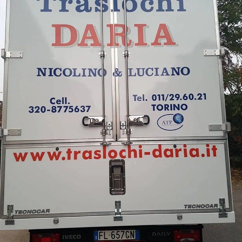 Parco mezzi Daria Traslochi Torino