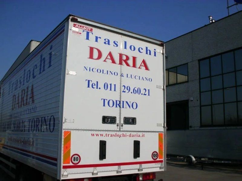 Parco mezzi Daria Traslochi Torino