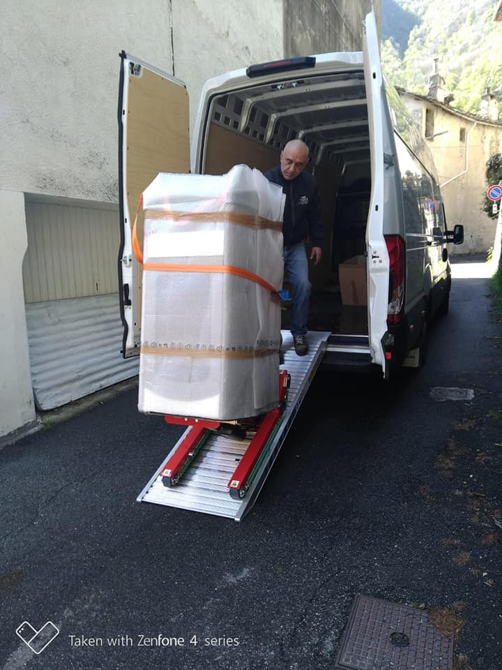 Parco mezzi Daria Traslochi Torino