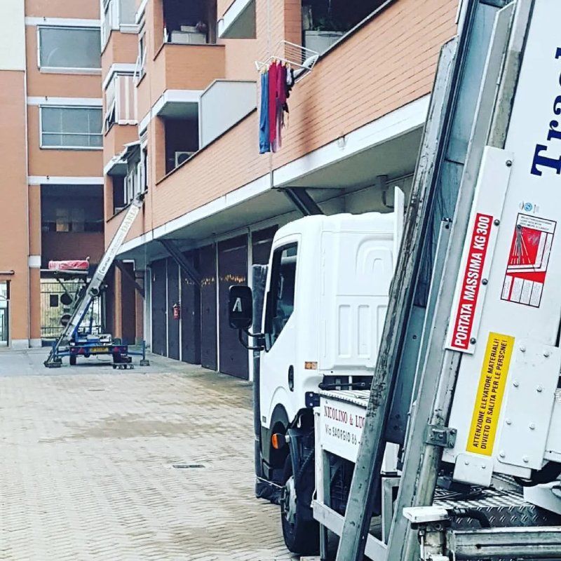 Parco mezzi Daria Traslochi Torino